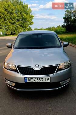 Лифтбек Skoda Rapid 2013 в Днепре