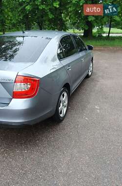 Ліфтбек Skoda Rapid 2013 в 