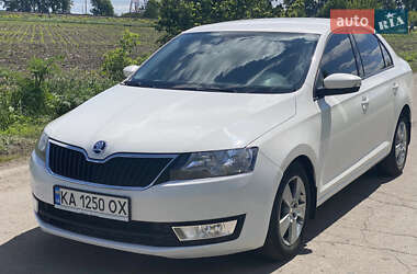 Лифтбек Skoda Rapid 2015 в Умани