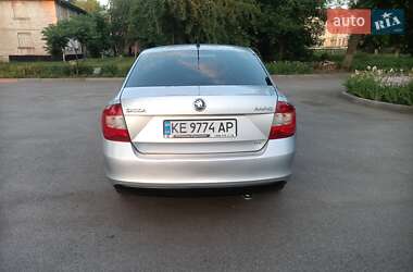 Лифтбек Skoda Rapid 2013 в 