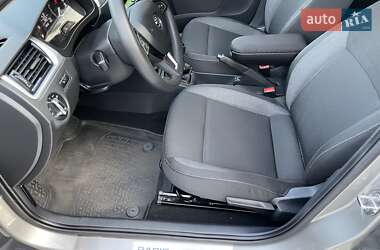 Лифтбек Skoda Rapid 2013 в 