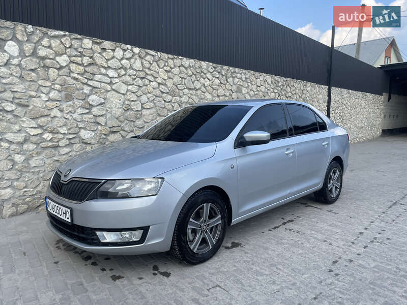 Лифтбек Skoda Rapid 2014 в 