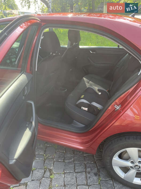 Ліфтбек Skoda Rapid 2013 в Житомирі