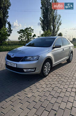 Лифтбек Skoda Rapid 2016 в Чугуеве
