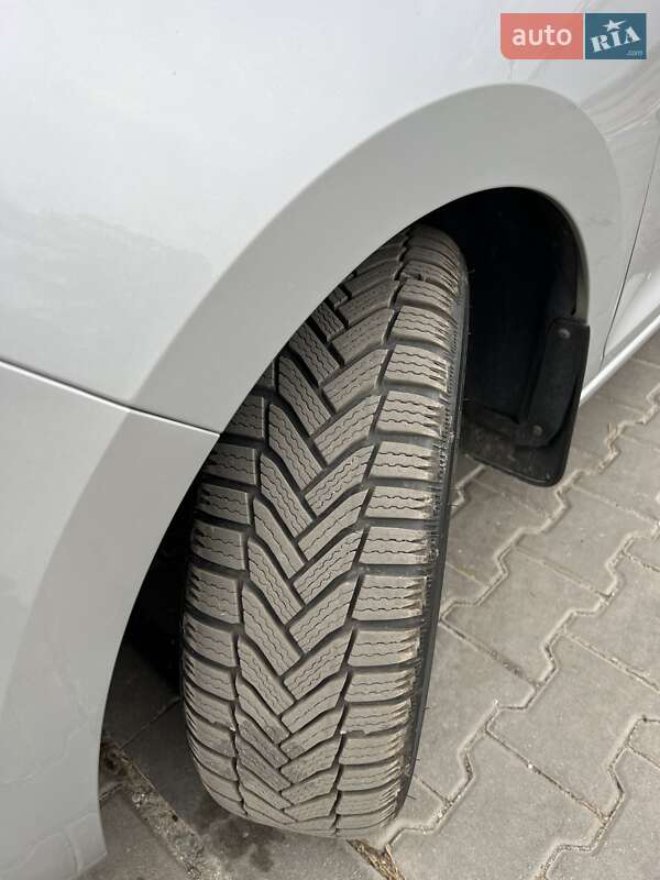 Ліфтбек Skoda Rapid 2013 в Києві