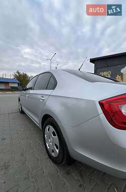 Лифтбек Skoda Rapid 2013 в 