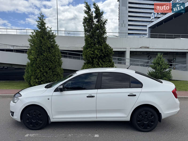 Ліфтбек Skoda Rapid 2013 в Києві