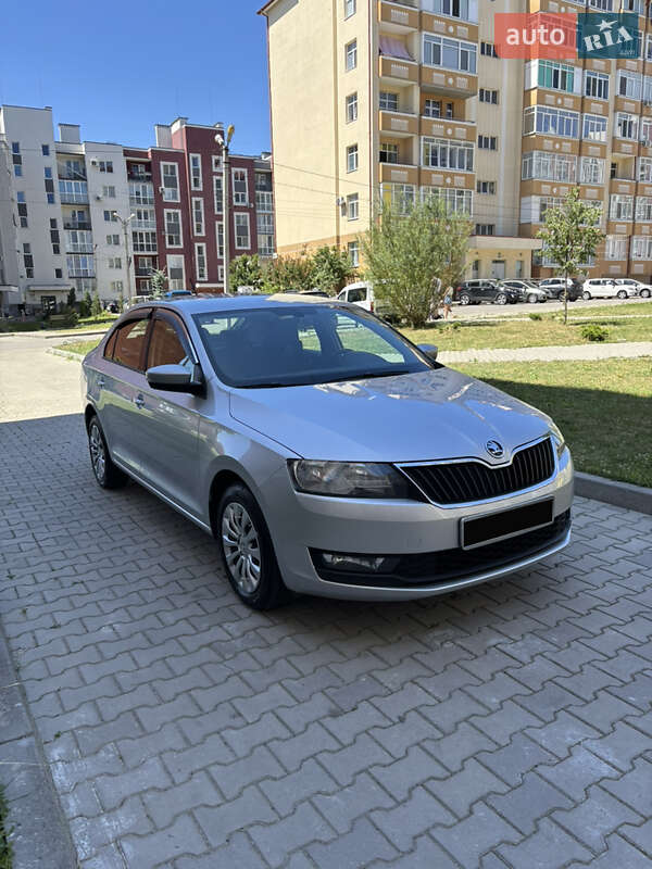 Ліфтбек Skoda Rapid 2018 в Чернівцях