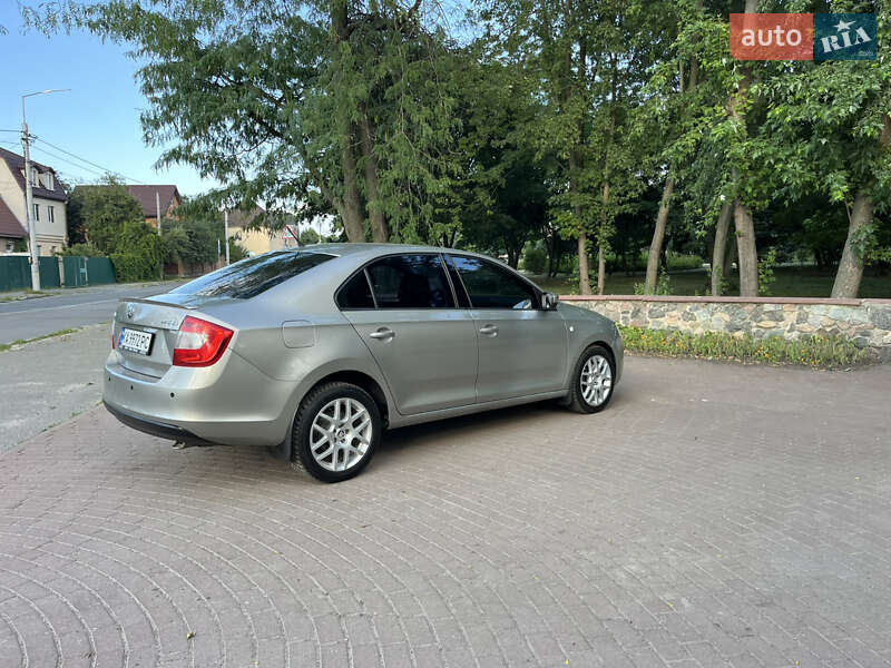 Лифтбек Skoda Rapid 2013 в Киеве