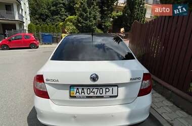 Лифтбек Skoda Rapid 2013 в 