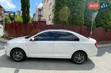 Лифтбек Skoda Rapid 2013 в 
