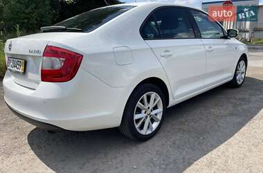 Лифтбек Skoda Rapid 2013 в 