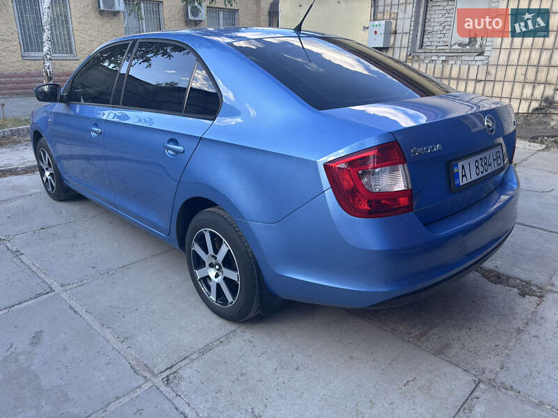 Лифтбек Skoda Rapid 2014 в Киеве