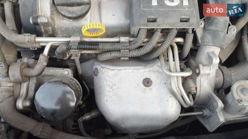 Лифтбек Skoda Rapid 2013 в Кропивницком