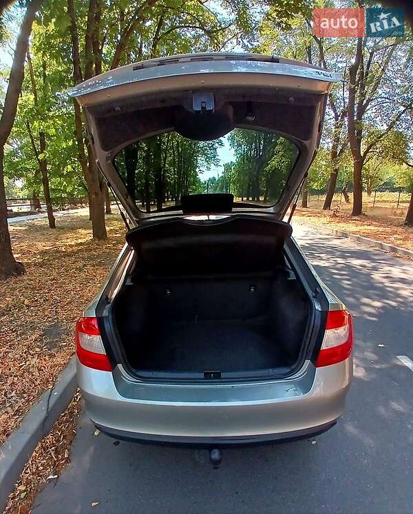 Ліфтбек Skoda Rapid 2013 в Смілі фото 2 Ліфтбек Skoda Rapid 2013 в Смілі