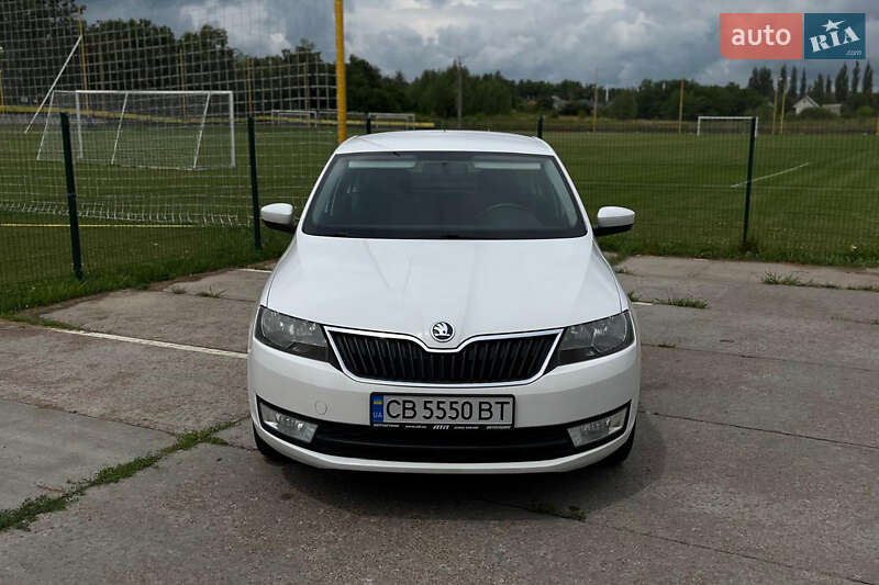 Лифтбек Skoda Rapid 2013 в Чернигове