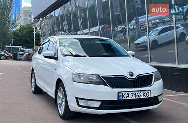 Лифтбек Skoda Rapid 2013 в Киеве