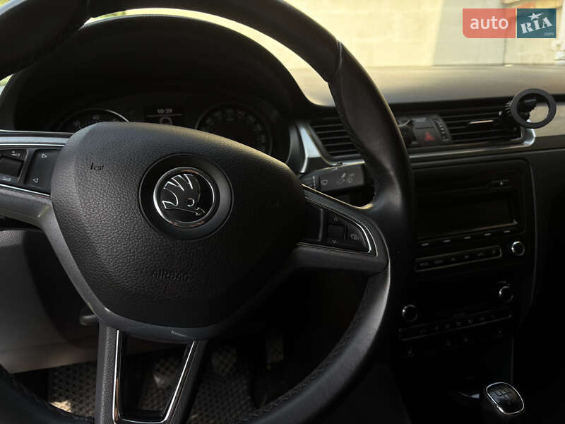 Лифтбек Skoda Rapid 2014 в Киеве
