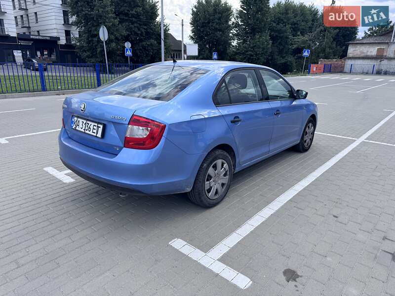 Лифтбек Skoda Rapid 2013 в Киеве фото 9 Лифтбек Skoda Rapid 2013 в Киеве