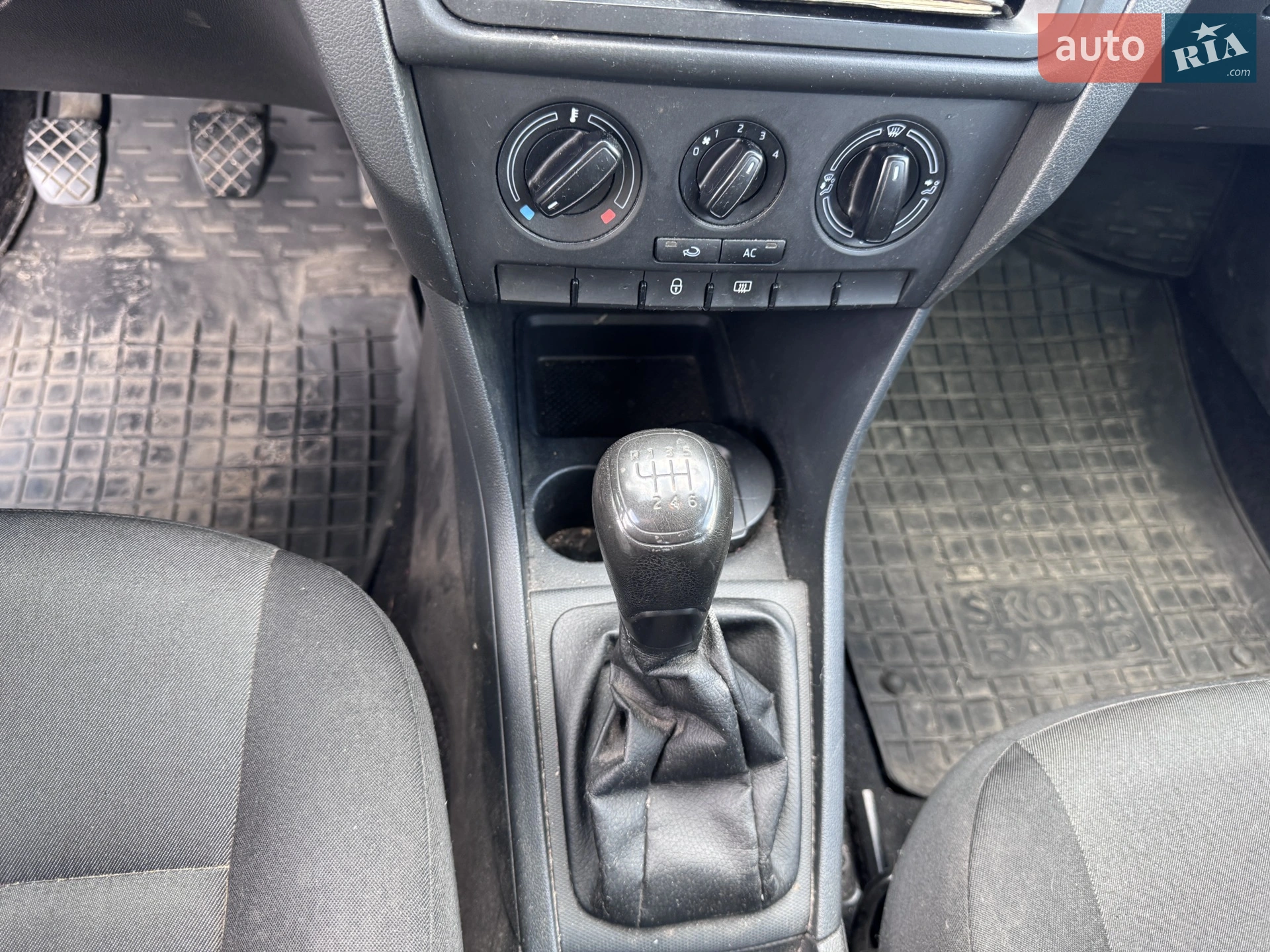 2013 Skoda Rapid - мініатюра 16