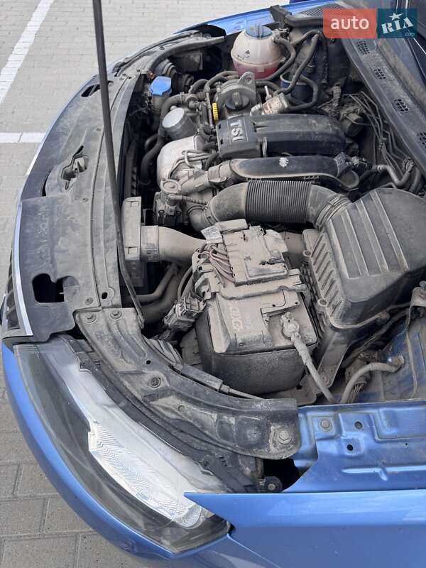 Лифтбек Skoda Rapid 2013 в Киеве фото 24 Лифтбек Skoda Rapid 2013 в Киеве