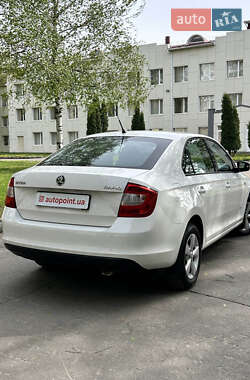 Лифтбек Skoda Rapid 2013 в 