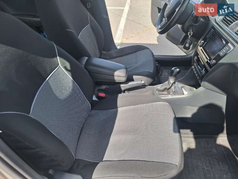 Лифтбек Skoda Rapid 2017 в Днепре фото 13 Лифтбек Skoda Rapid 2017 в Днепре