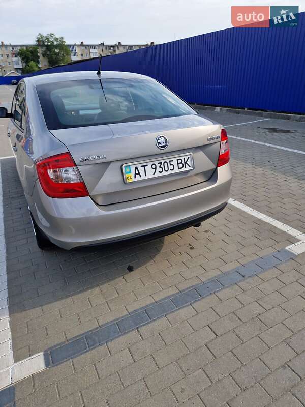 Лифтбек Skoda Rapid 2013 в Калуше фото 3 Лифтбек Skoda Rapid 2013 в Калуше
