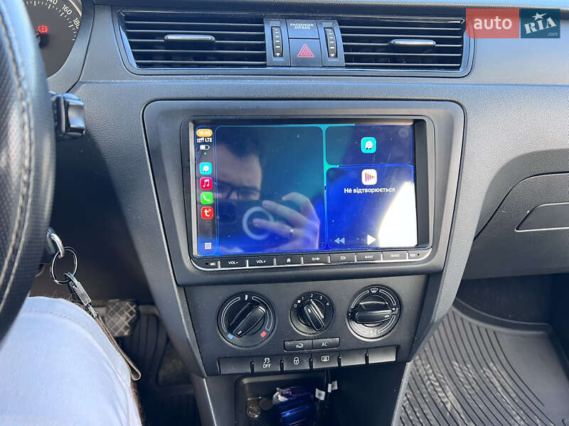 Лифтбек Skoda Rapid 2012 в Львове