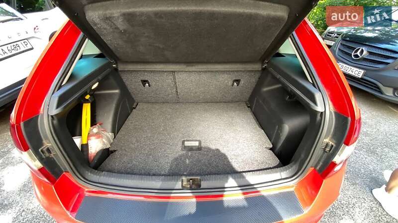 Хэтчбек Skoda Rapid 2013 в Киеве