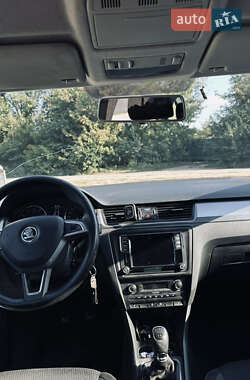 Лифтбек Skoda Rapid 2013 в 