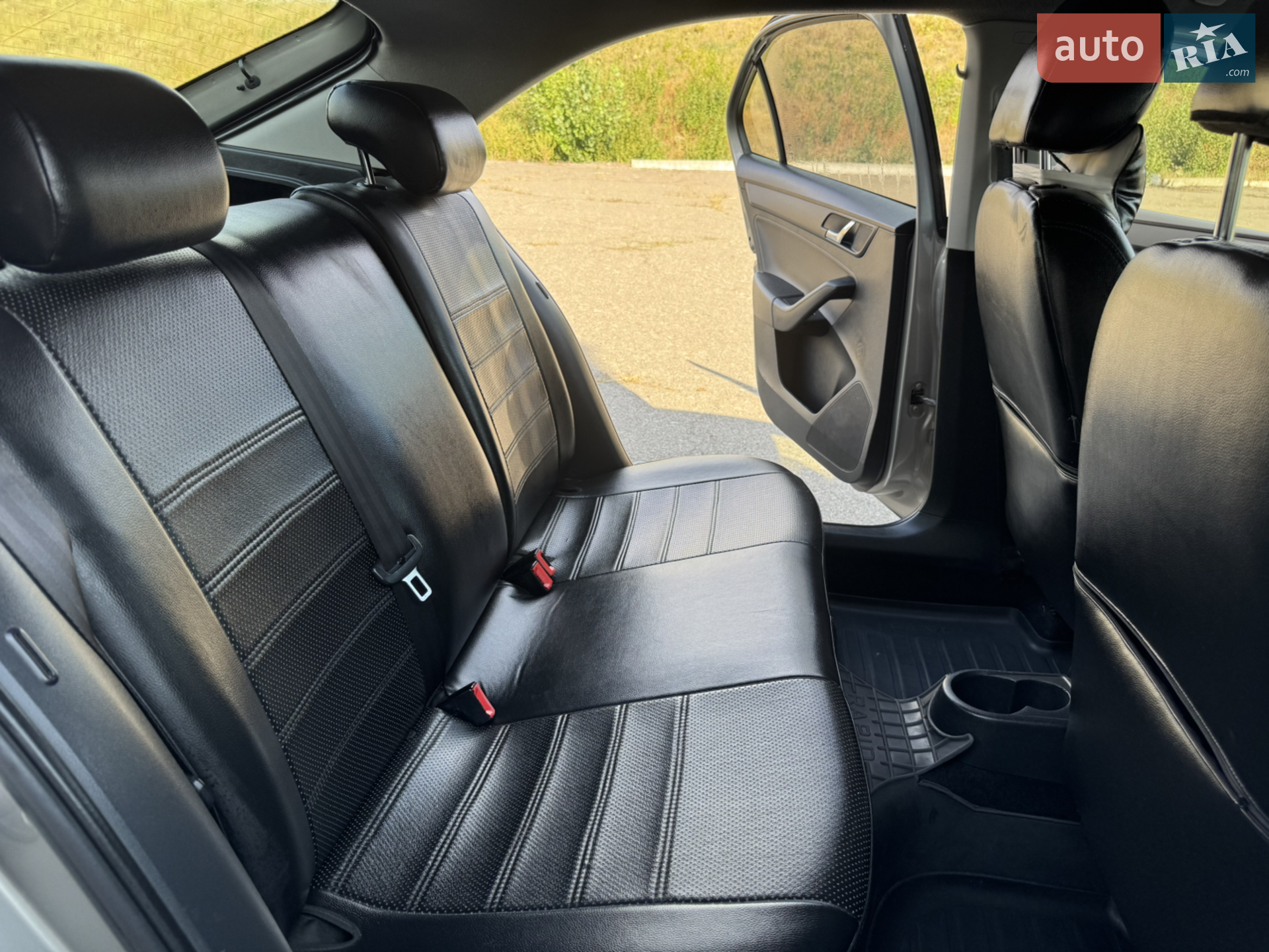 2013 Skoda Rapid - мініатюра 12