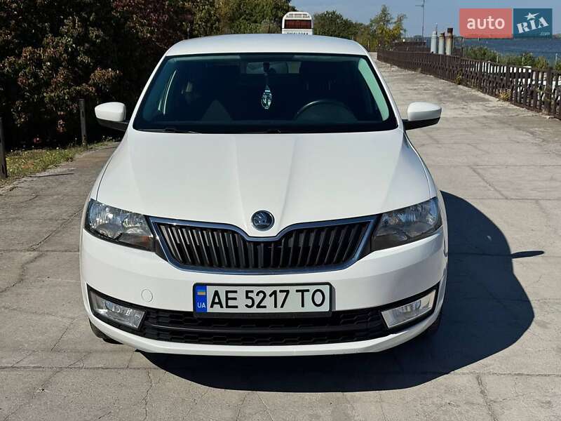 Лифтбек Skoda Rapid 2013 в Днепре