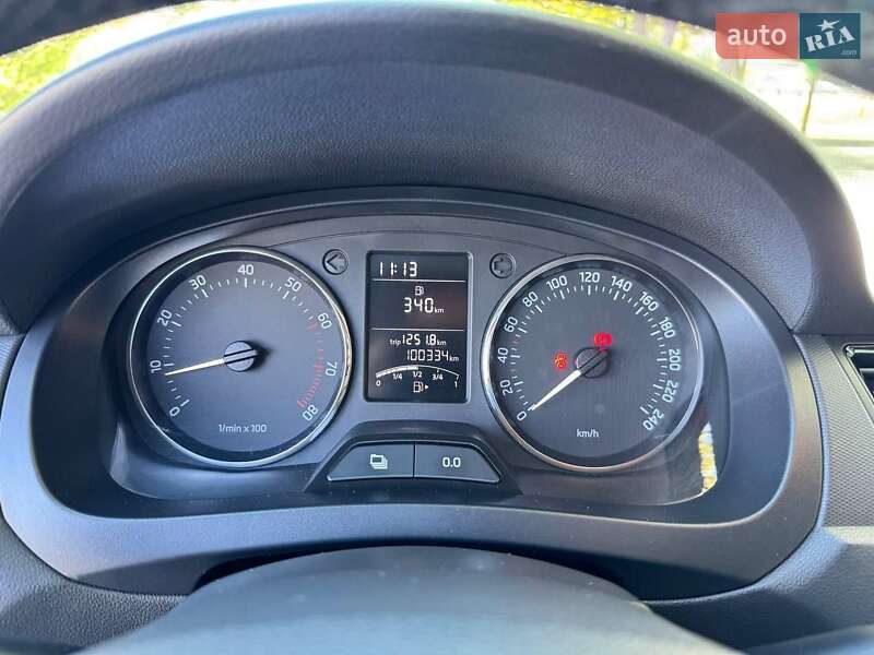 Лифтбек Skoda Rapid 2013 в Днепре