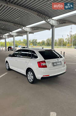 Лифтбек Skoda Rapid 2015 в 