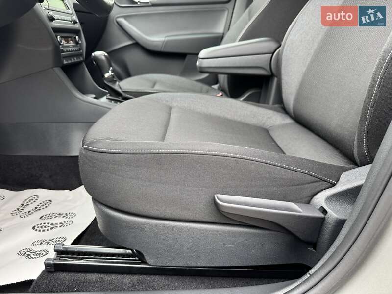 Лифтбек Skoda Rapid 2015 в Киеве