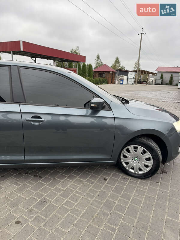 Ліфтбек Skoda Rapid 2017 в Києві фото 9 Ліфтбек Skoda Rapid 2017 в Києві