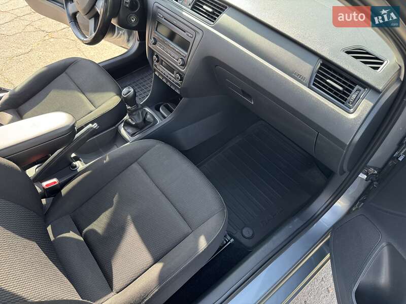 Лифтбек Skoda Rapid 2013 в Краматорске фото 24 Лифтбек Skoda Rapid 2013 в Краматорске