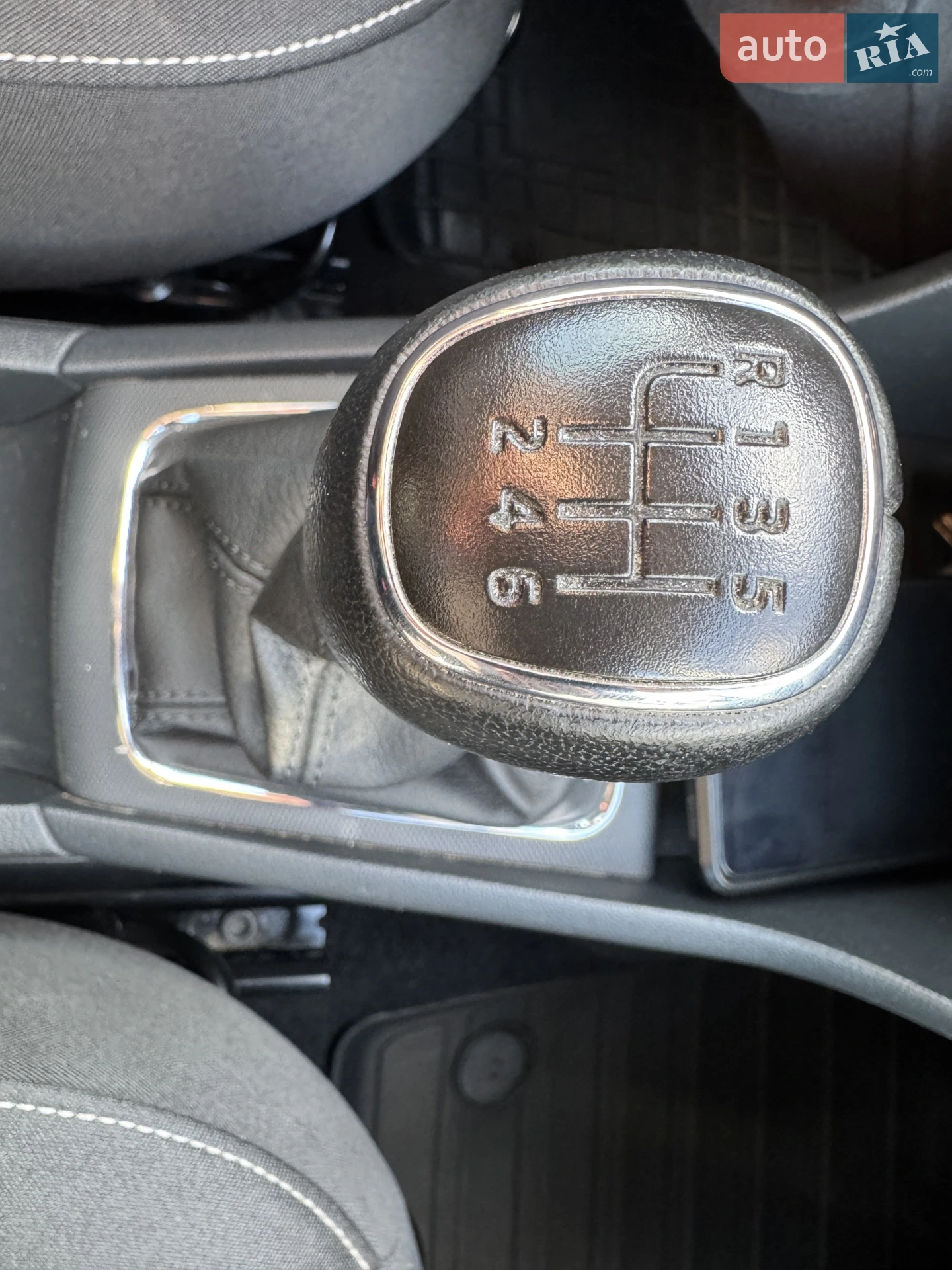 2013 Skoda Rapid - мініатюра 28