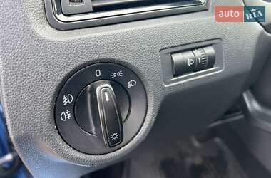 Лифтбек Skoda Rapid 2013 в 