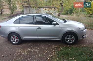 Лифтбек Skoda Rapid 2013 в 