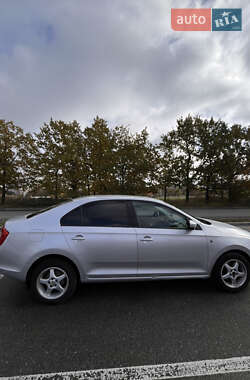 Ліфтбек Skoda Rapid 2015 в Кропивницькому