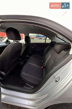 Лифтбек Skoda Rapid 2015 в 