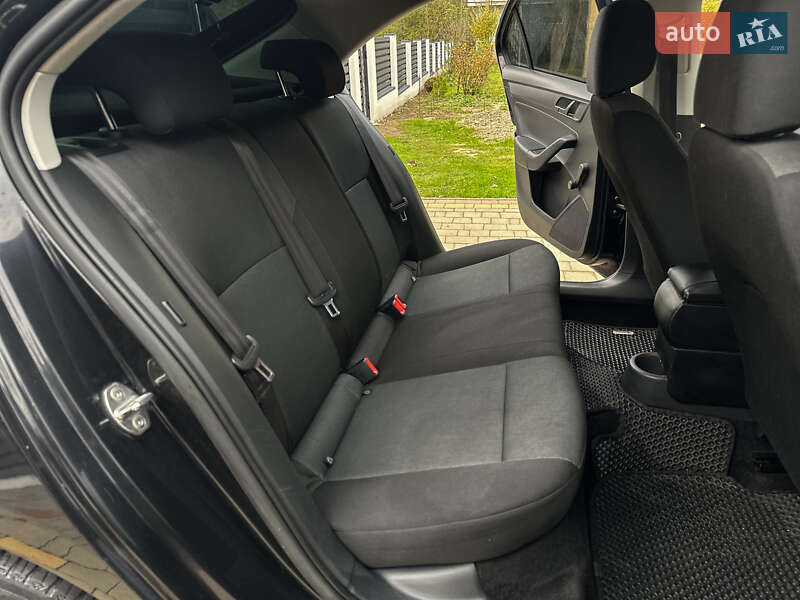 Лифтбек Skoda Rapid 2013 в Самборе