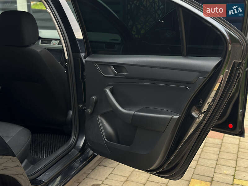 Лифтбек Skoda Rapid 2013 в Самборе