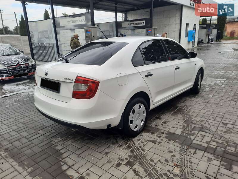 Лифтбек Skoda Rapid 2014 в Ровно фото 9 Лифтбек Skoda Rapid 2014 в Ровно