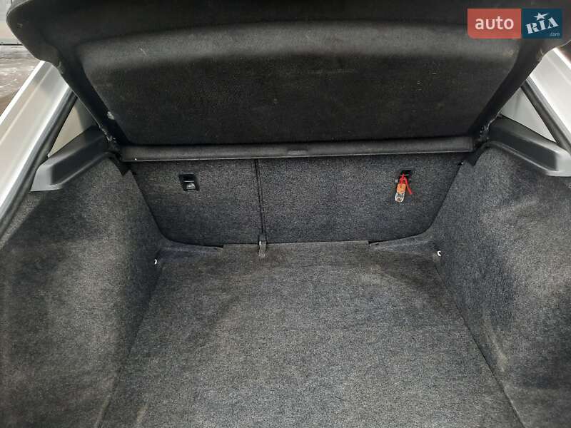 Лифтбек Skoda Rapid 2014 в Ровно фото 17 Лифтбек Skoda Rapid 2014 в Ровно