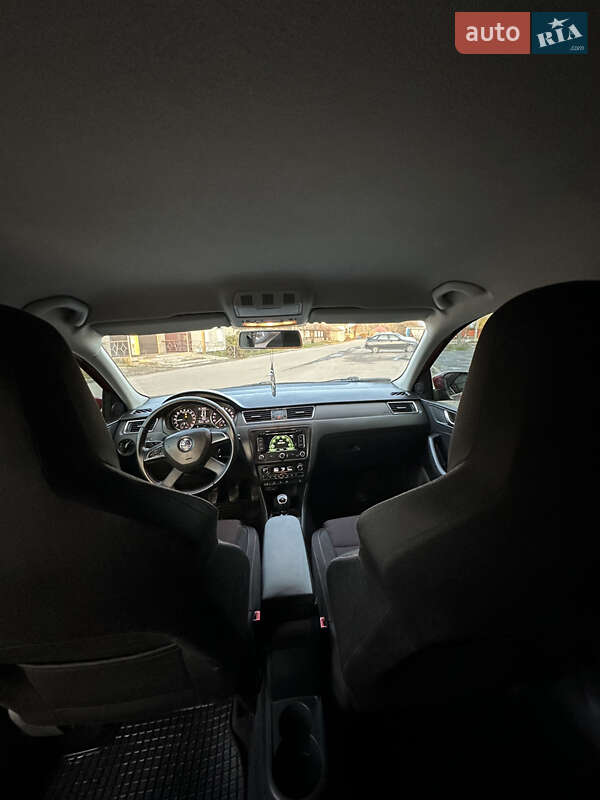 Лифтбек Skoda Rapid 2012 в Харькове фото 14 Лифтбек Skoda Rapid 2012 в Харькове