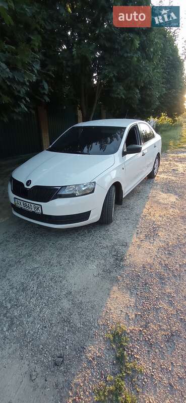 Лифтбек Skoda Rapid 2013 в Харькове фото Лифтбек Skoda Rapid 2013 в Харькове
