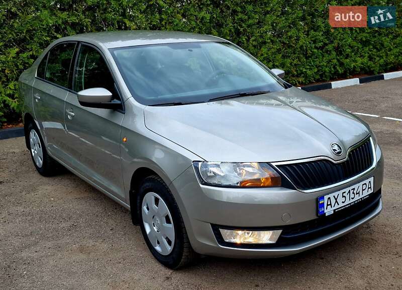 Лифтбек Skoda Rapid 2013 в Песочине